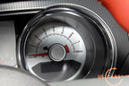 2010_mustang_detail_b6.jpg (112kb)