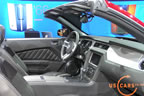 mustang_autoshow_i6.jpg (133kb)