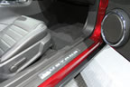 mustang_autoshow_j2.jpg (119kb)